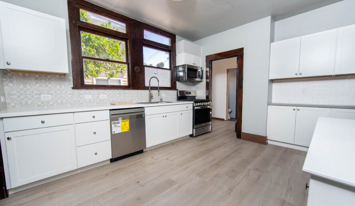 1st Floor Main Kitchen (Image 1)